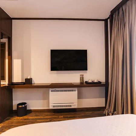 N'sokak Boutique 4* Gjirokastra