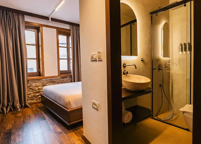 N'sokak Boutique Gjirokastër